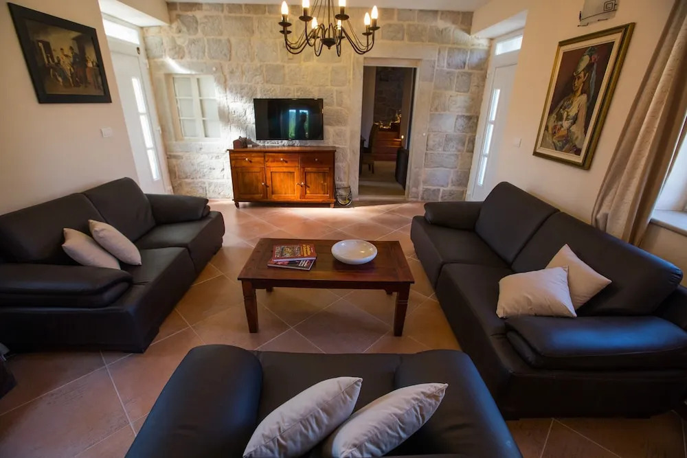Hedera Estate, Villa Hedera IX