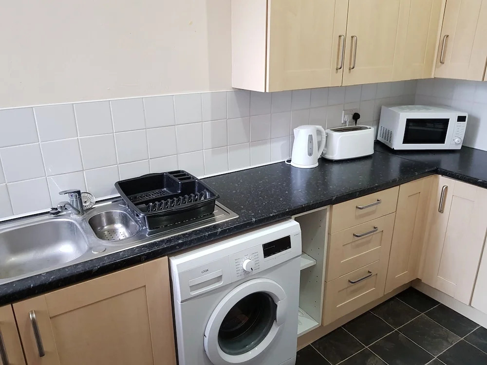 Liss Budget Rooms