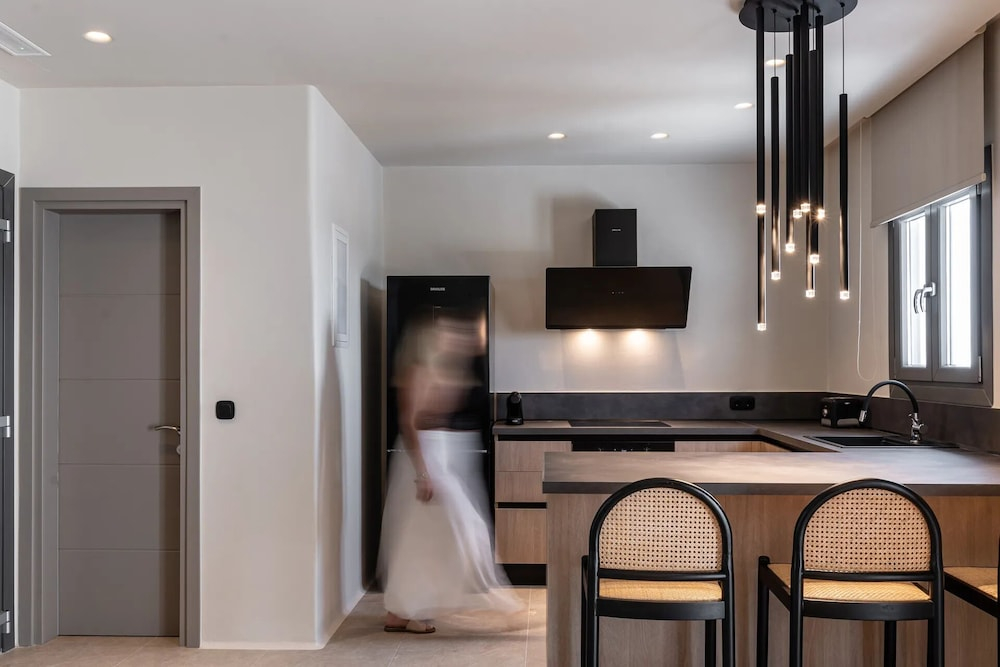 Lithia Exclusive Villas & Suites