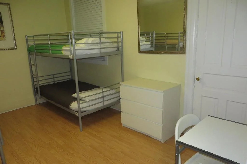 Chicago Parthenon Hostel