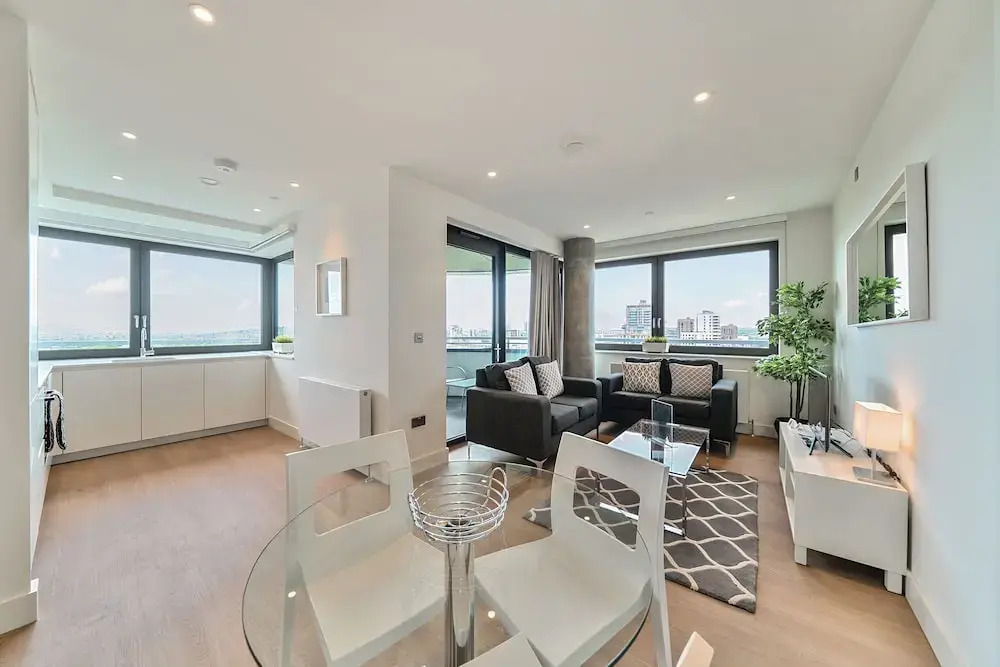 Roomspace Serviced Apartments -Oasis Way