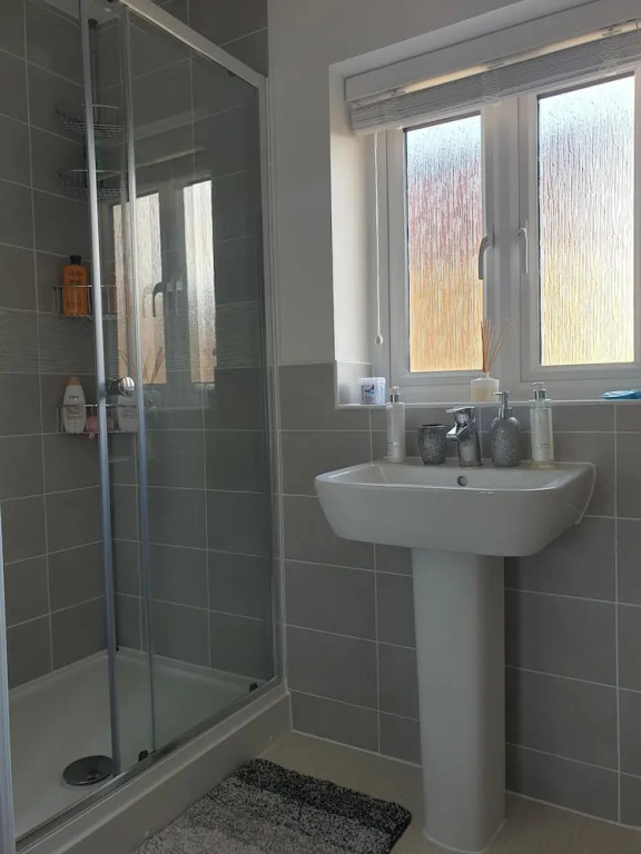 Beautiful Accommodation/prime Location