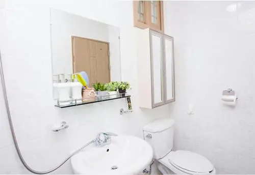 Casa Linda Guesthouse
