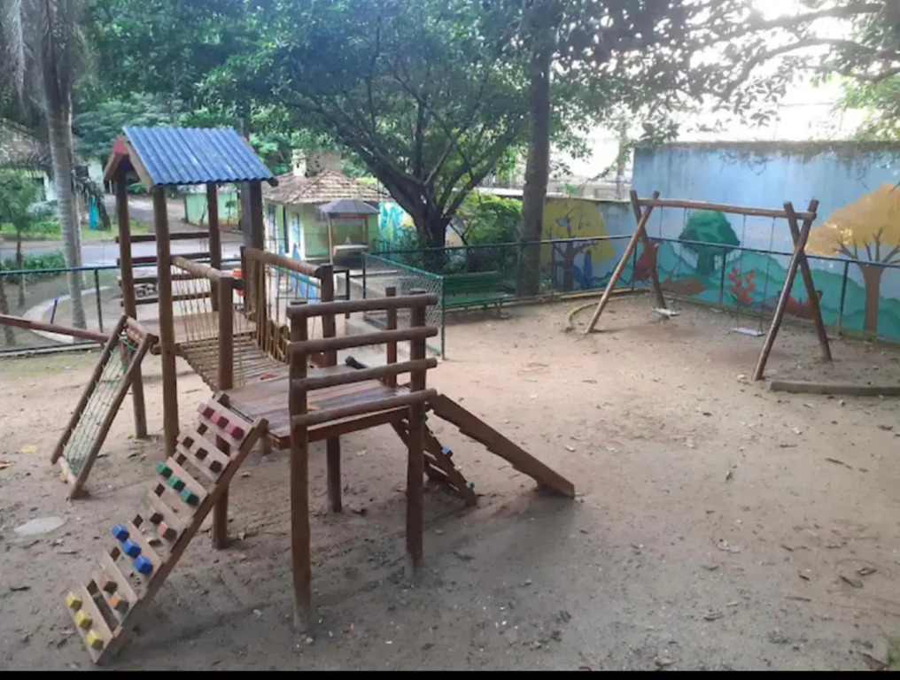 Apartamento Copacabana Qt e Sala a 3 quadras da praia e do Metrô - 250 MB