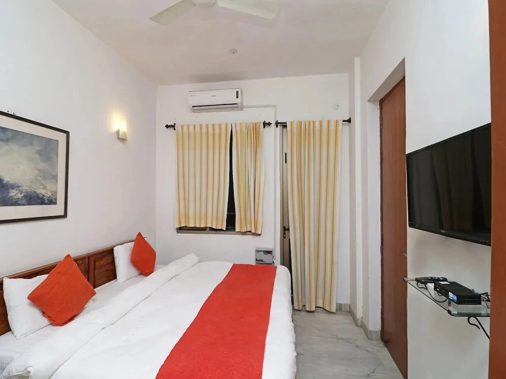 Urusvati Art And Habitat Centre By OYO Rooms