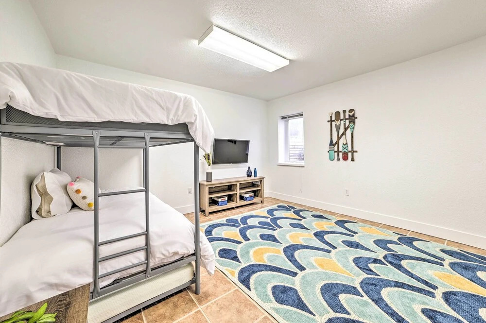 Game Room & On-site Snow Trails! Bellaire Retreat