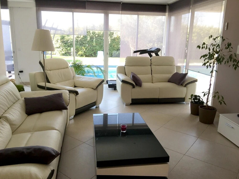 Villa With 3 Bedrooms in Bouc-bel-air, With Private Pool, Enclosed Gar