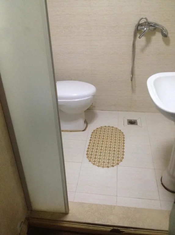 Minghong Business Hotel