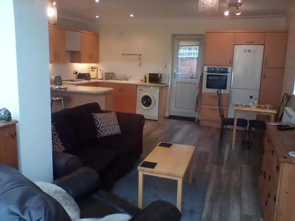 Charming 1 Bedroom Apartment and Double Sofabed in Milton Keynes