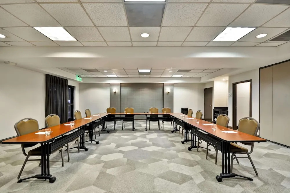 Home2 Suites by Hilton Indianapolis - Keystone Crossing
