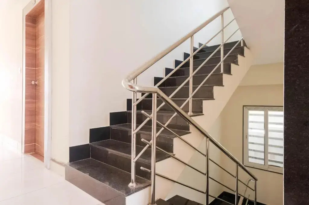 Navya Grand Lodge by OYO Rooms