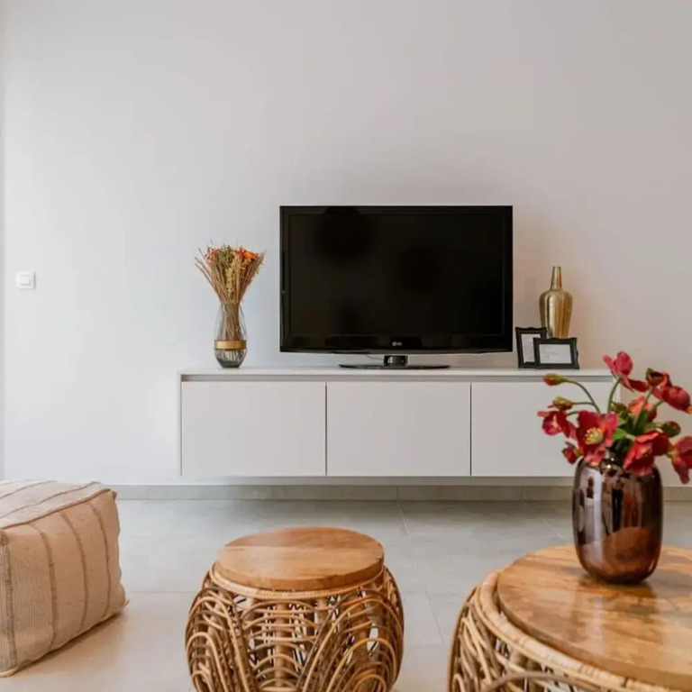 Lovely new Apartment Within the Historic Vives University Site in Ostend