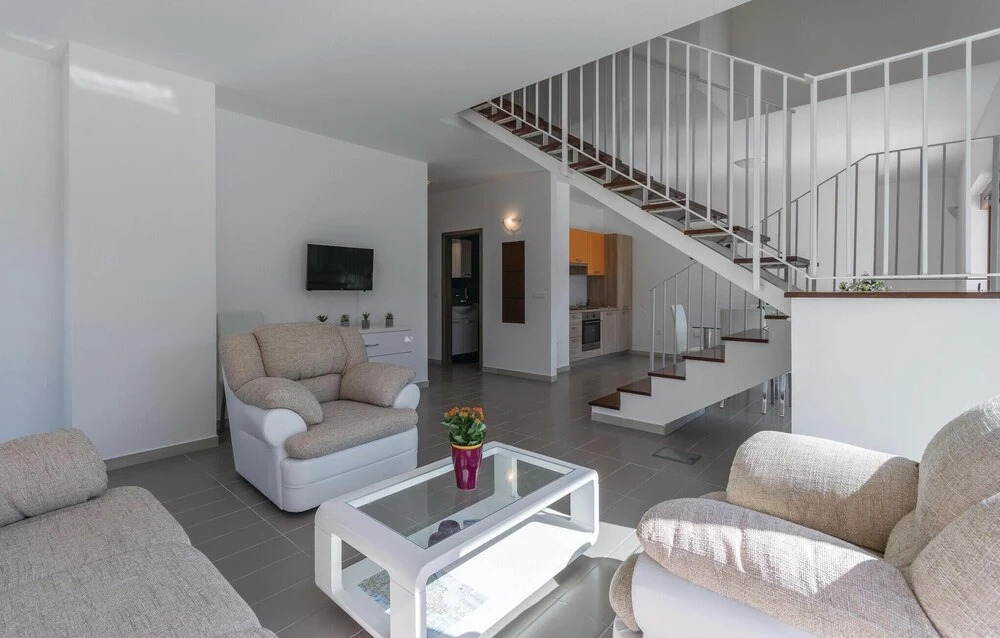 Amazing Home in Buici With Wifi and 3 Bedrooms