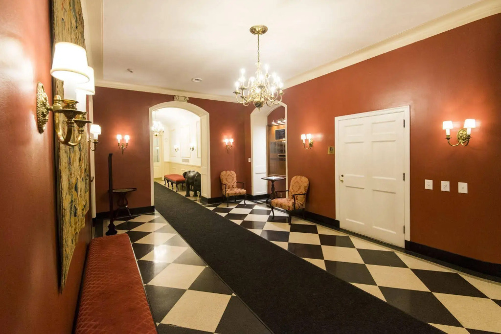 3 West Club