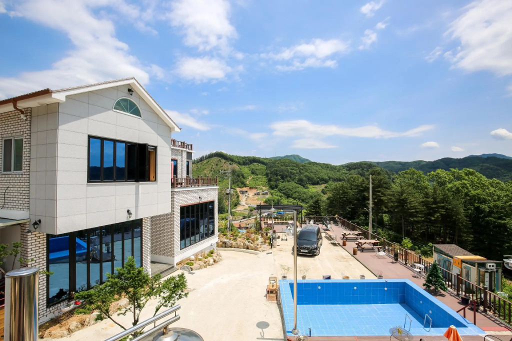 Gapyeong landevue pension