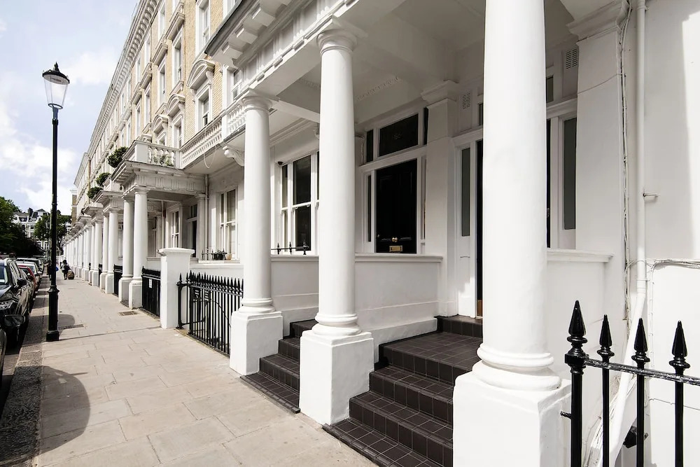 The Chelsea Harcourt Lodge - LPR