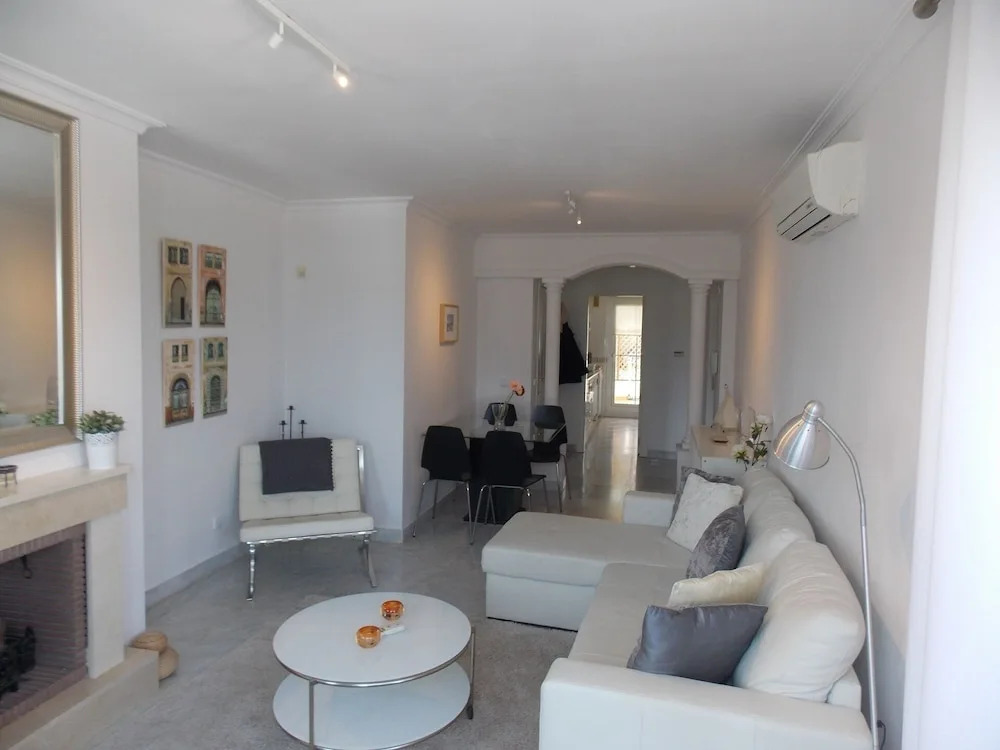 Fabulous Apartment Near Puerto Banus