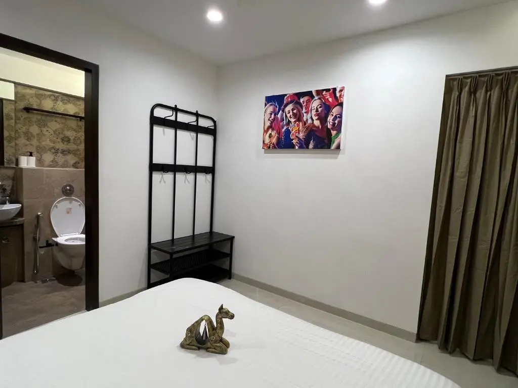 2BR Mumbai theme service apartment for staycation by FLORA STAYS