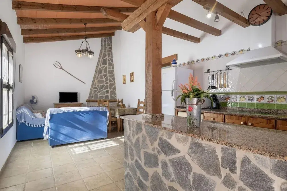 Apartamentos con Wifi y piscina