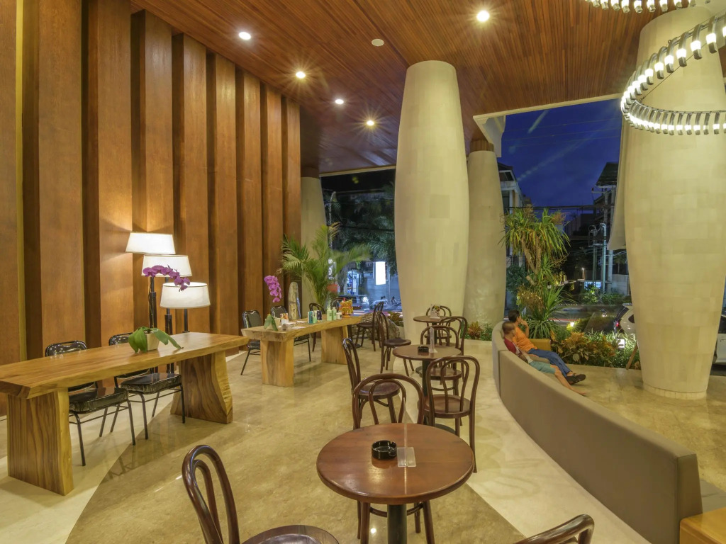 Bedrock Hotel Kuta