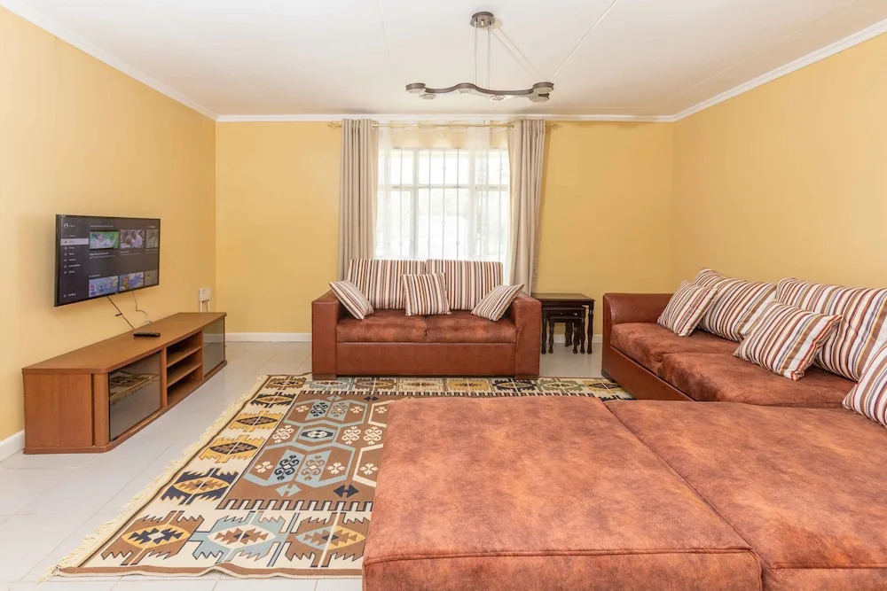 Cozy and Warm 3-bed Bungalow in Athi River