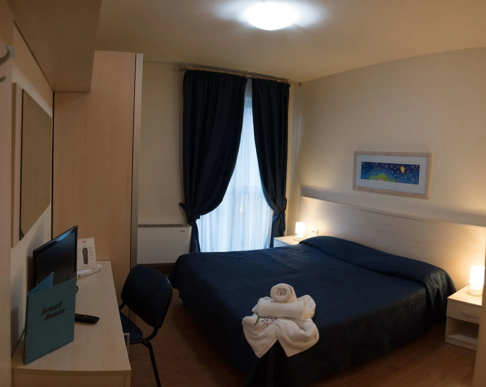Отель Break House