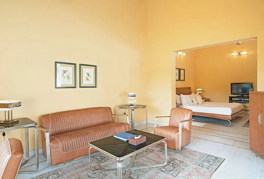 Raj Niwas Palace