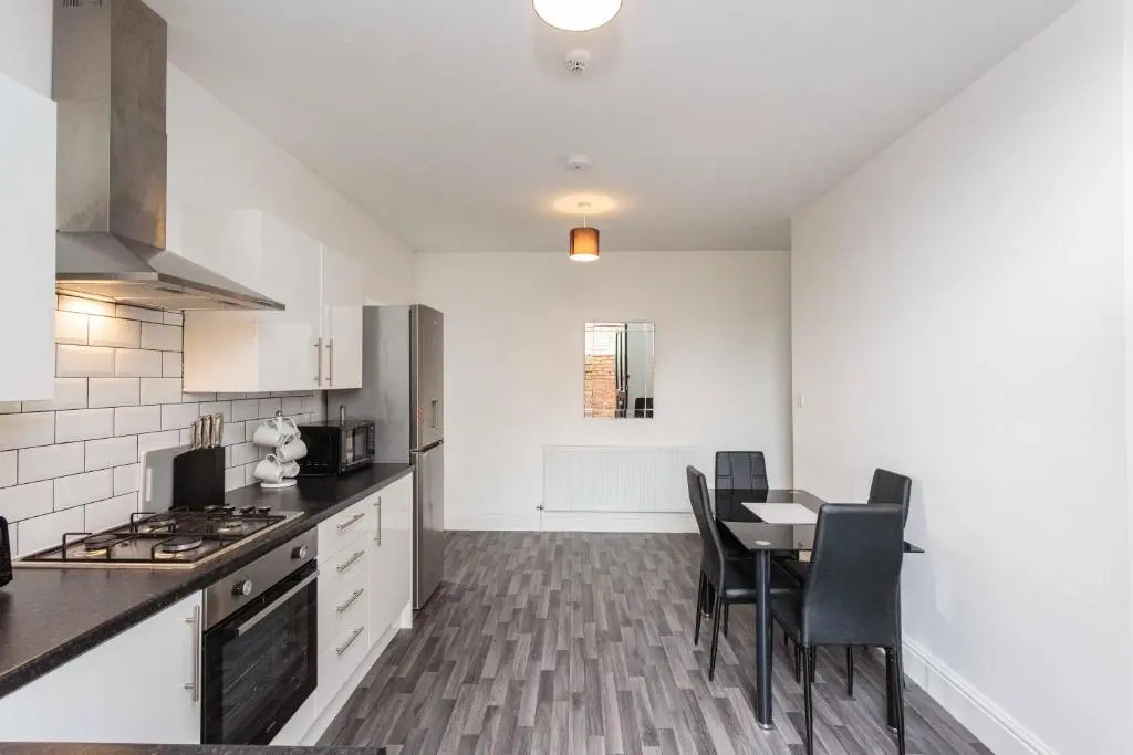 Cherry Property - Hornby Road 179
