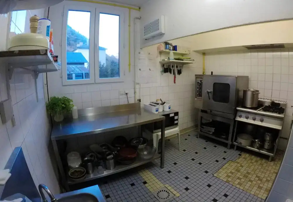 House With 9 Bedrooms in Bagnères-de-luchon, With Wonderful Mountain View and Wifi - 500 m From the Slopes