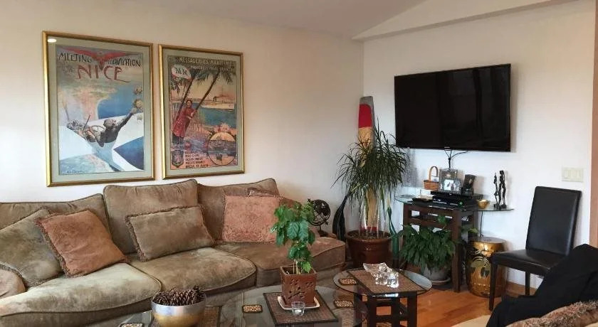 11th Avenue Bed and Breakfast