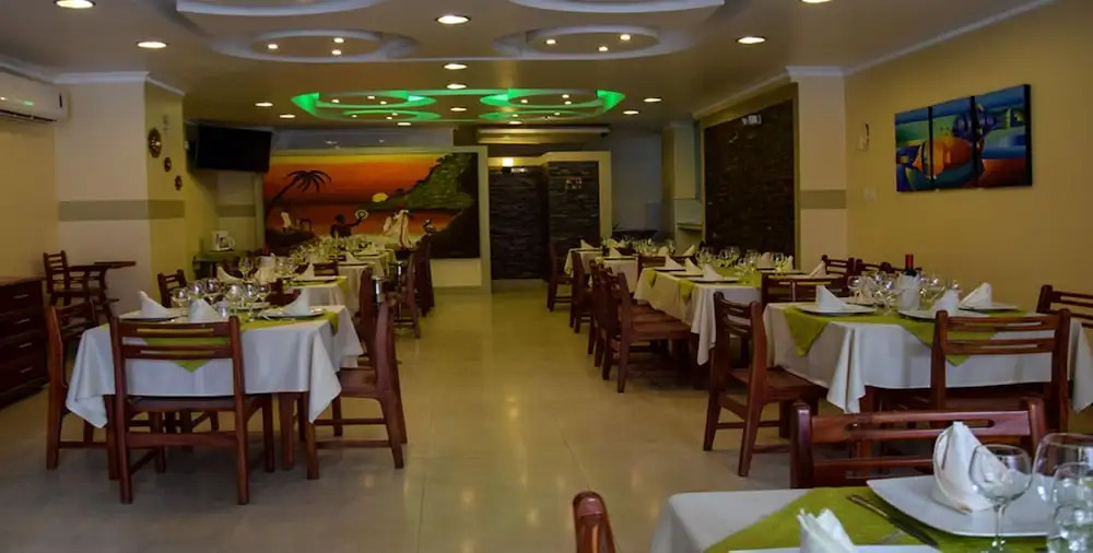 Hotel Perla Verde