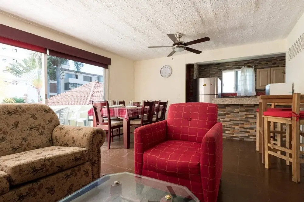 Marina 48 Condominium, 5 Person Apartment, Pool, 247 Security, Parking Area