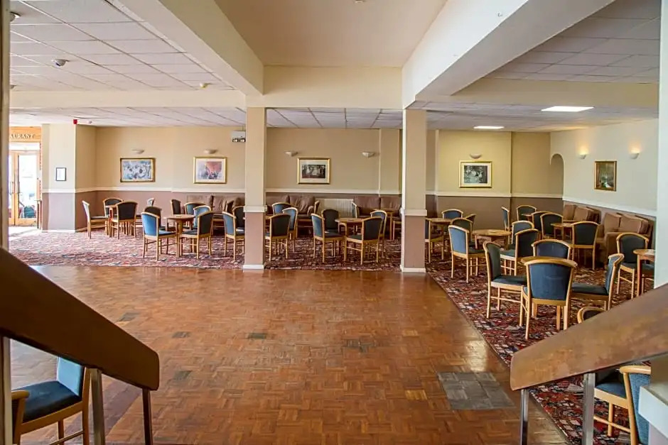 Bayshore Hotel
