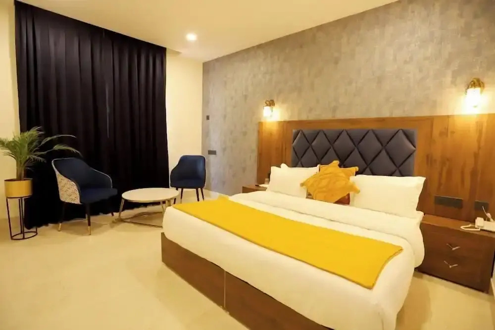 Hotel Dhingra Inn