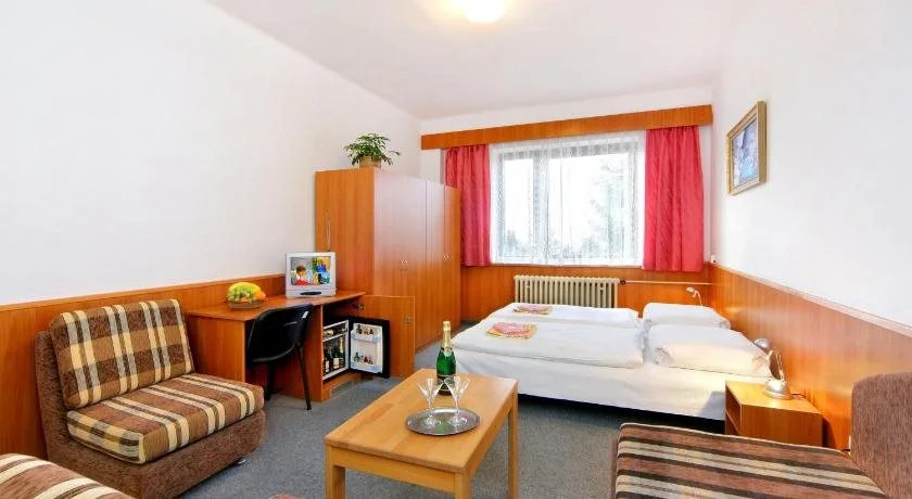 Hotel Diana