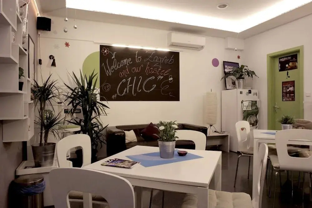 Chic Hostel