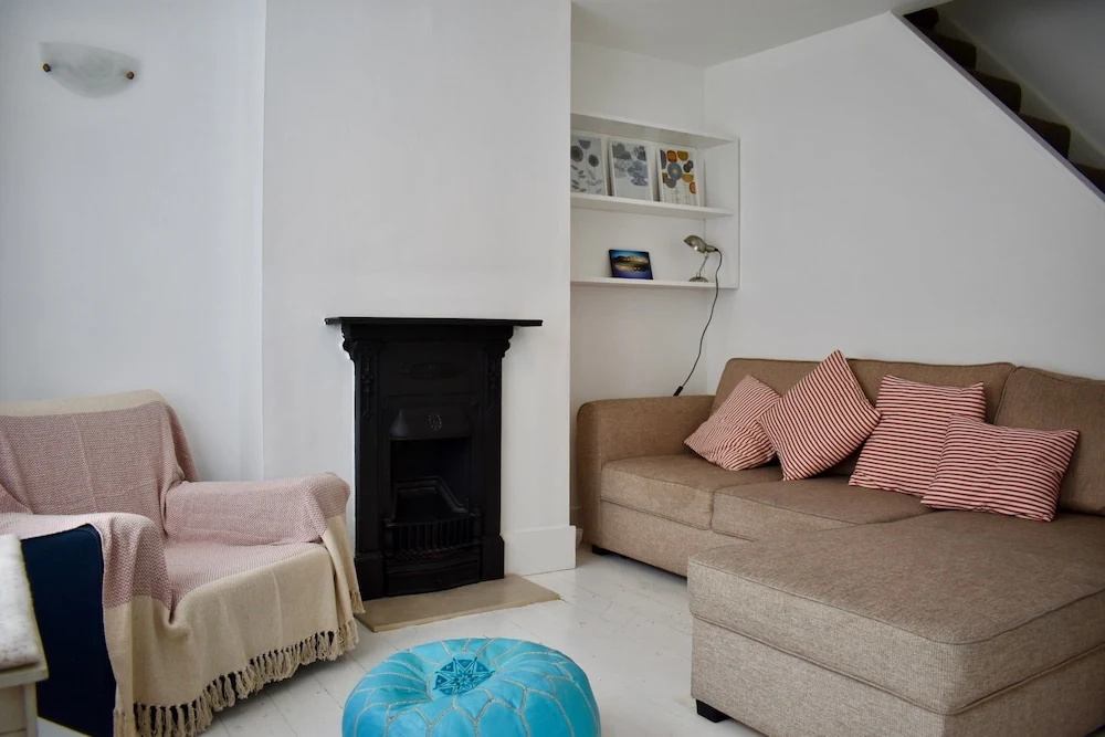 Central Brighton 2 Bedroom House With Garden