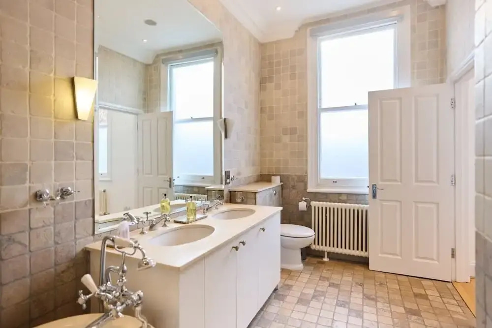 The Hampstead Getaway - Charming 5bdr Home With Conservatory