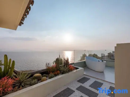 Liu · Seaview Resort Courtyard (Erhai Ecological Corridor Store)