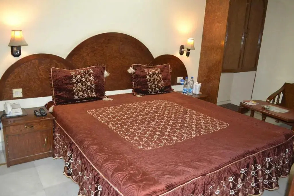 Hotel Atithi Palace