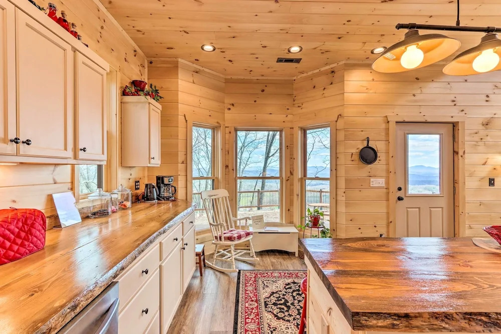 Mineral Bluff Cabin Near Lake Blue Ridge