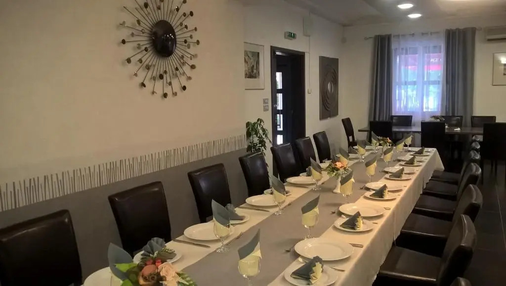 Hotel Thelena