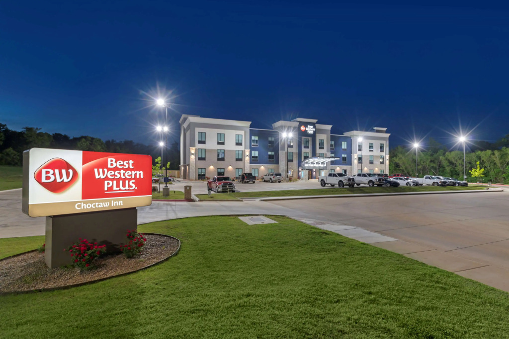 Holiday Inn Express & Suites Choctaw - Oklahoma City East by IHG