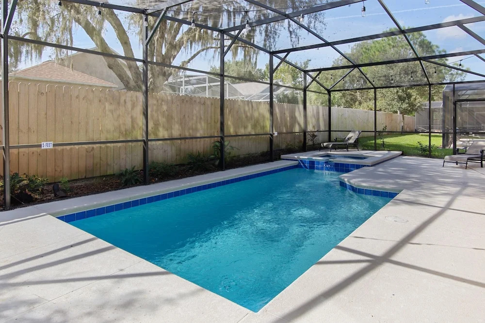 Nice 5 Bd Pool Spa Gm Hm Cypress Pointe-1026cpb