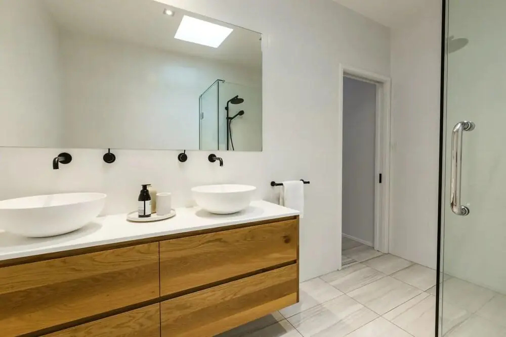 Designer 4 Bedroom Converted Loft Minutes to Skycity