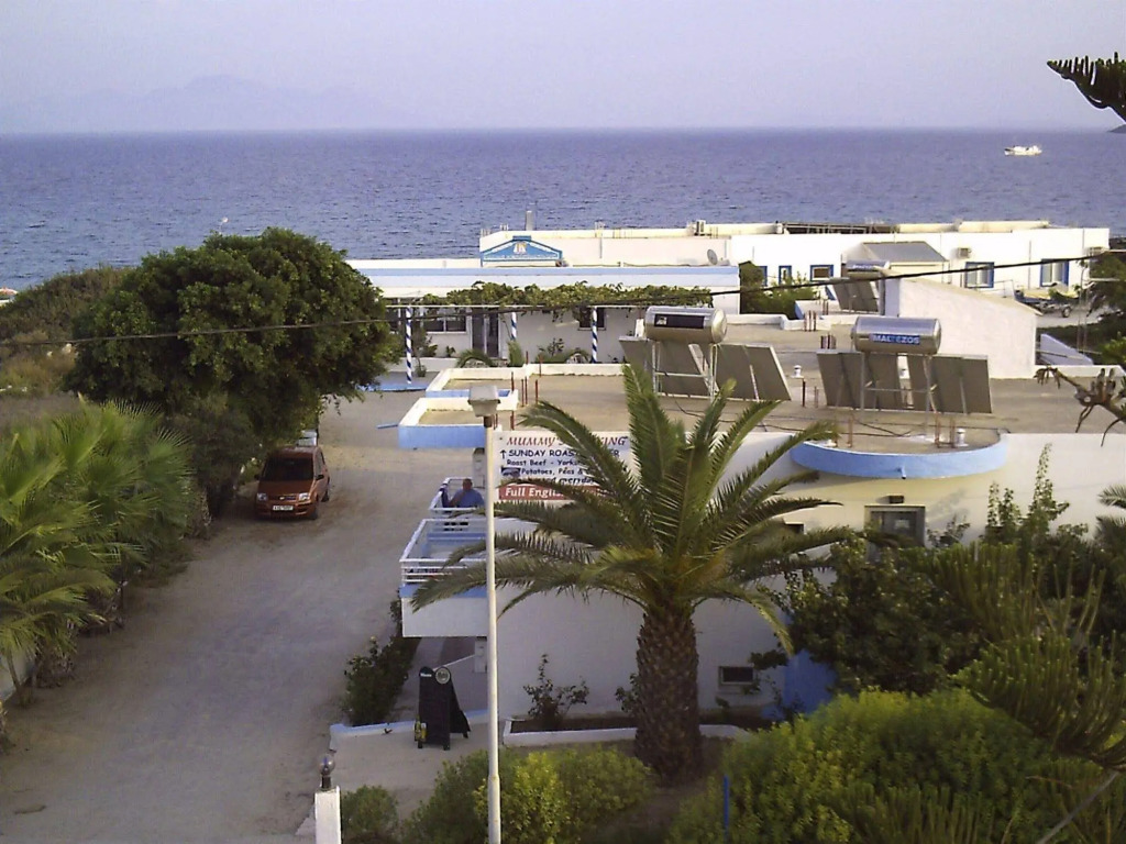 Haralambos Apartments