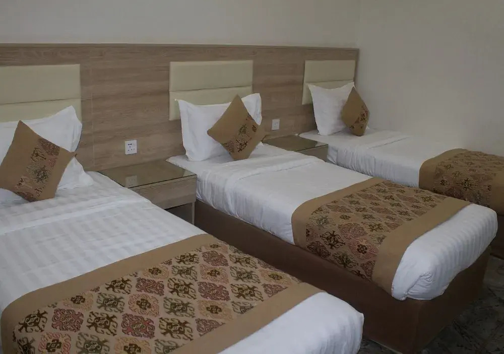 فندق ريست ان العنبرية