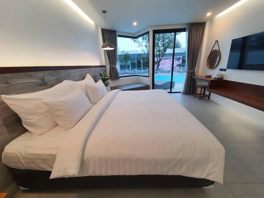 Rattana Pura Beach Resort