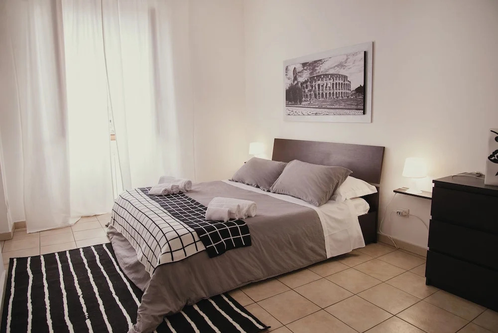 Vatican Dome View Apartment