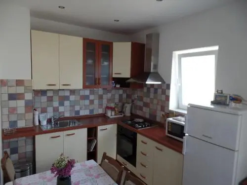 Apartment 4M